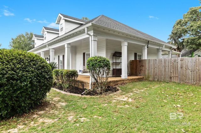 106 Black Oak Way, Daphne, AL 36526