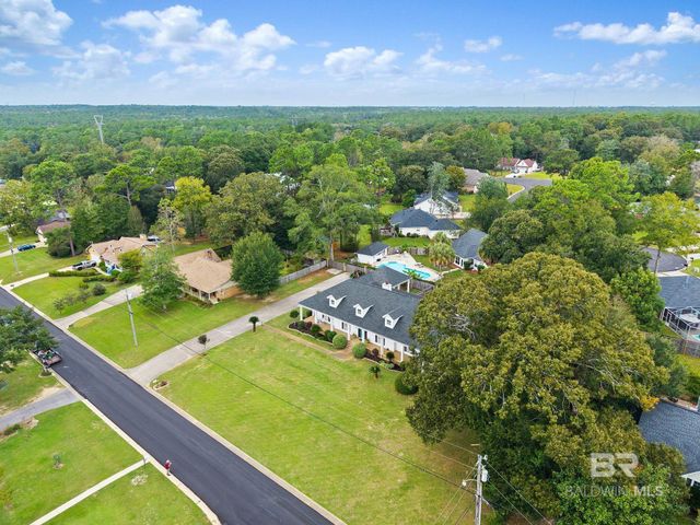 106 Black Oak Way, Daphne, AL 36526