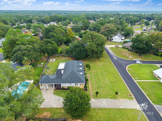 106 Black Oak Way, Daphne, AL 36526