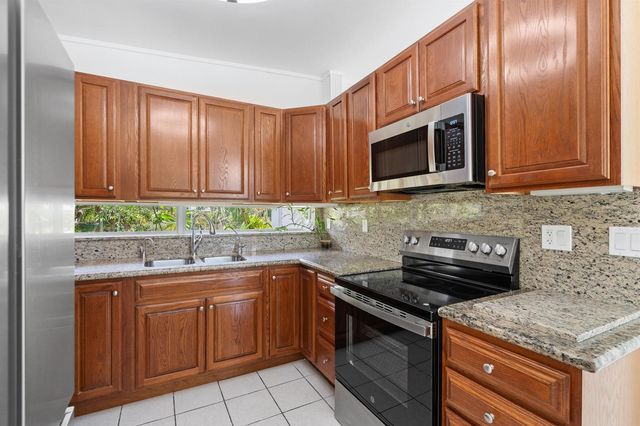 505 SW North Carolina Drive, Stuart, FL 34994