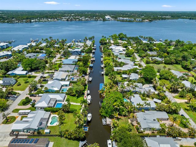 505 SW North Carolina Drive, Stuart, FL 34994