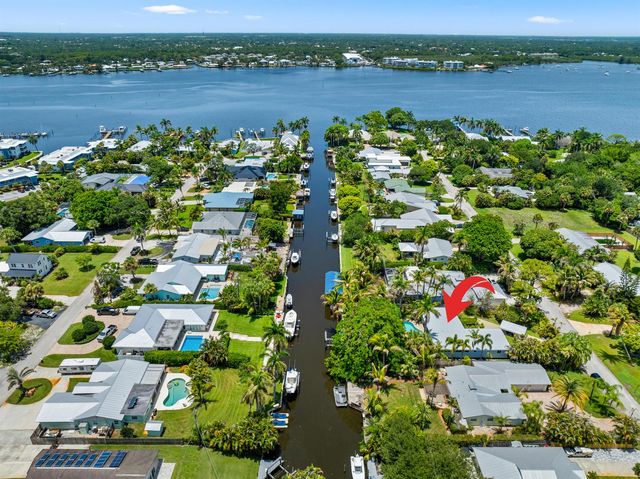 505 SW North Carolina Drive, Stuart, FL 34994
