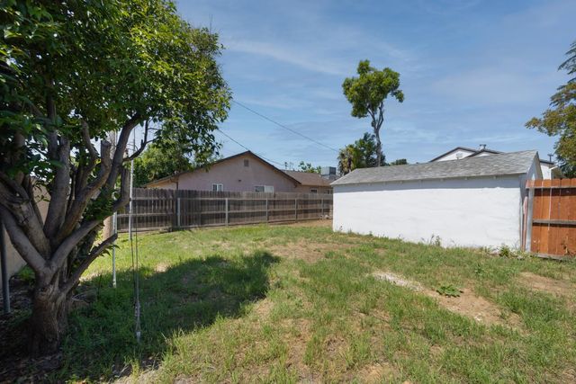 3972 17th Ave, Sacramento, CA 95820