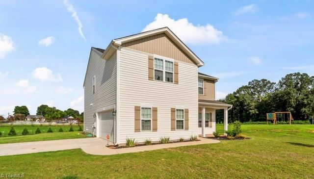 121 Asbury Place, Lexington, NC 27295