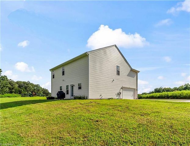 121 Asbury Place, Lexington, NC 27295