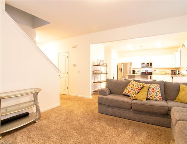 121 Asbury Place, Lexington, NC 27295