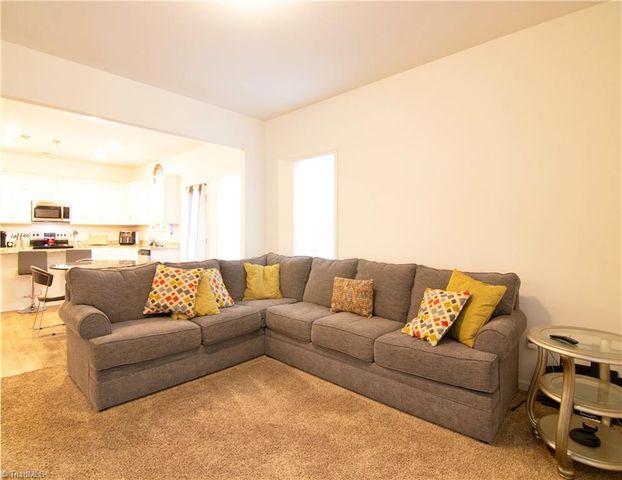 121 Asbury Place, Lexington, NC 27295