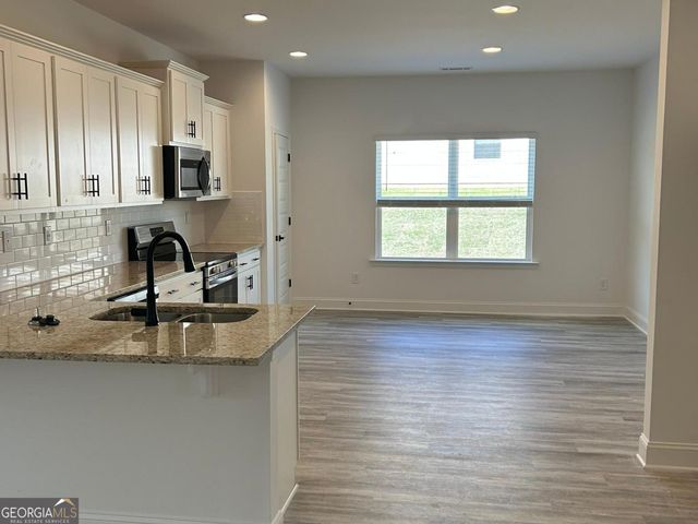 1037 Holliday Pass 22, Griffin, GA 30223