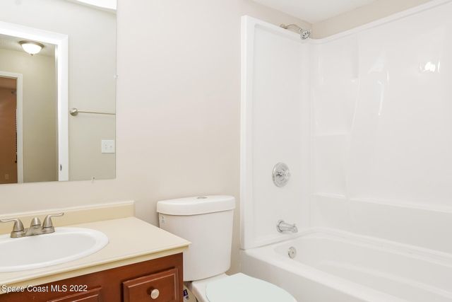 1658 Wainwright Street SE, Palm Bay, FL 32909