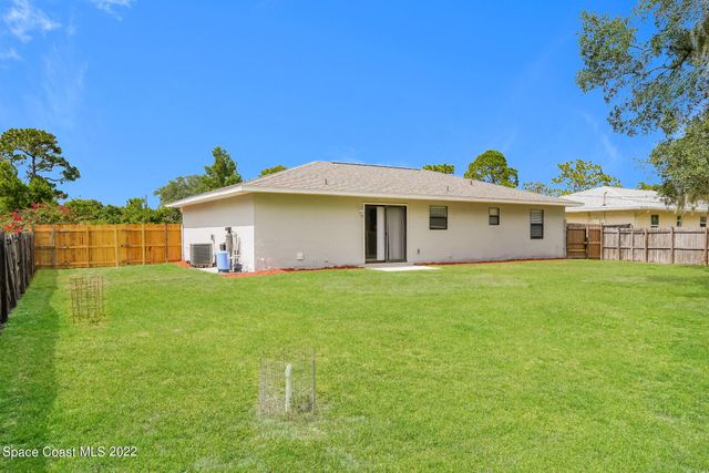 1658 Wainwright Street SE, Palm Bay, FL 32909