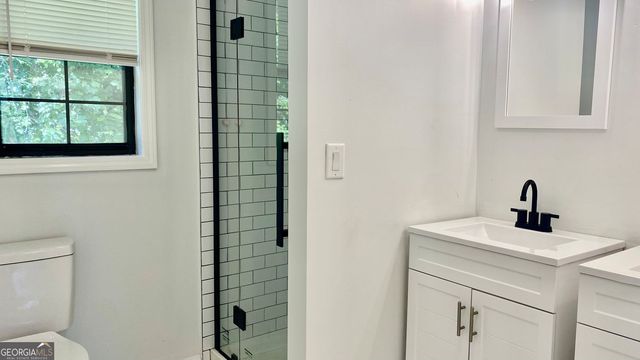 1807 Merry Oak Road SW, Marietta, GA 30008