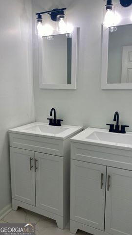 1807 Merry Oak Road SW, Marietta, GA 30008