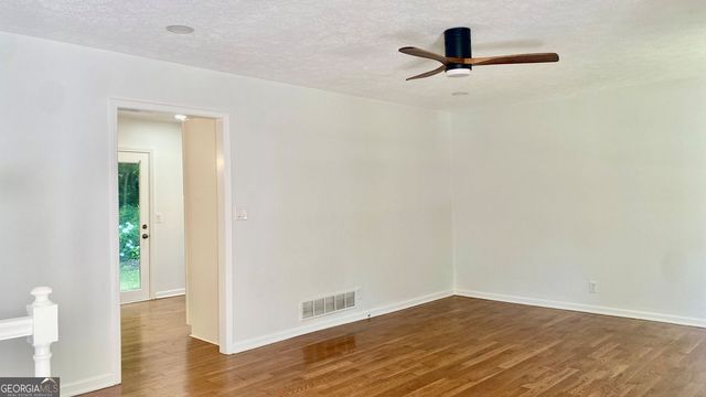 1807 Merry Oak Road SW, Marietta, GA 30008