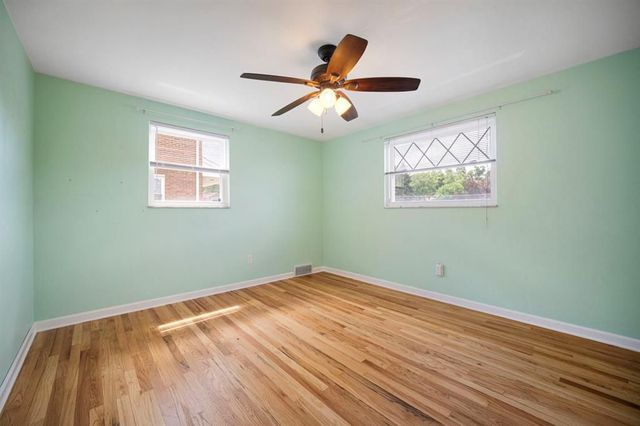 4704 Woodhill DRIVE, Munhall, PA 15120