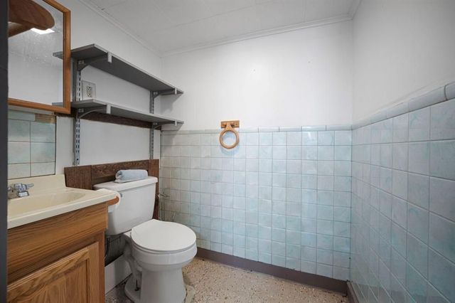 4704 Woodhill DRIVE, Munhall, PA 15120