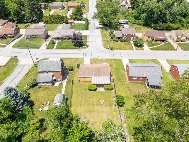4704 Woodhill DRIVE, Munhall, PA 15120