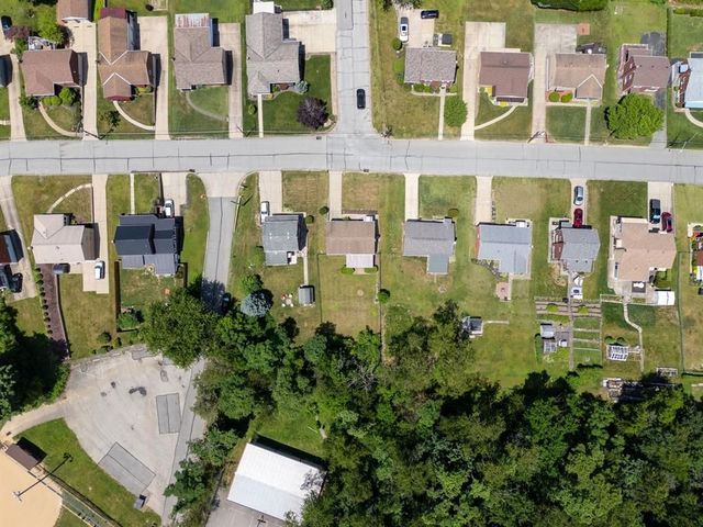 4704 Woodhill DRIVE, Munhall, PA 15120