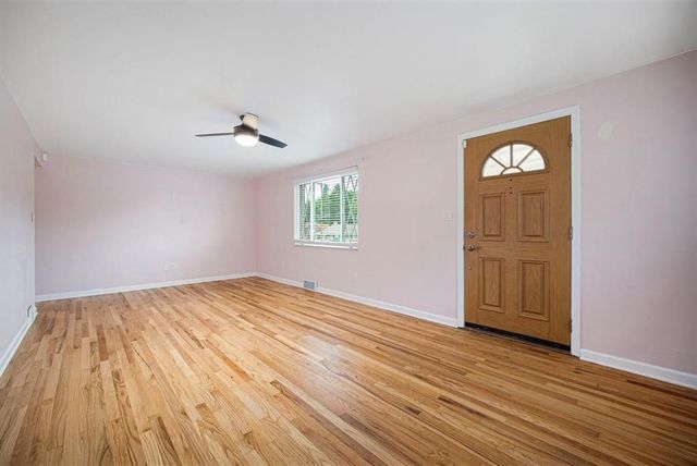 4704 Woodhill DRIVE, Munhall, PA 15120