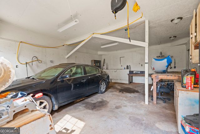 1911 Barnesville Road, Griffin, GA 30224