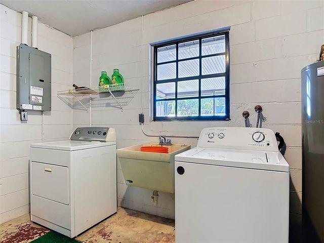 309 WILDWOOD DRIVE, Edgewater, FL 32132