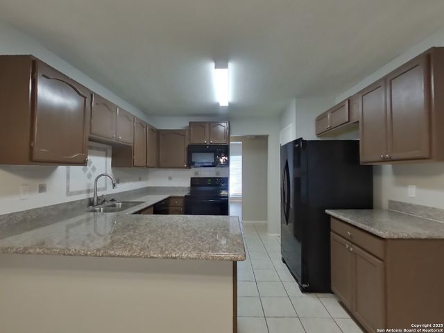 6801 Castile De Oro, San Antonio, TX 78239