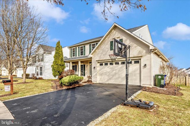 2033 BURNSIDE DR, Frederick, MD 21702