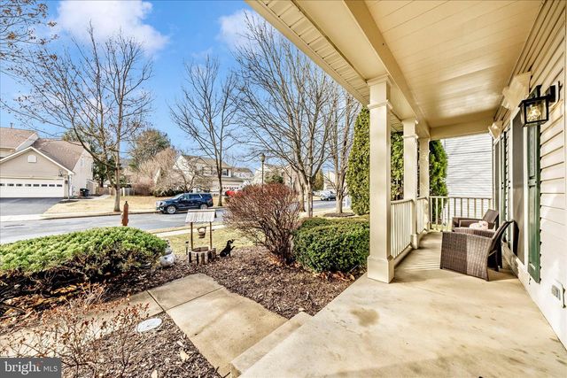 2033 BURNSIDE DR, Frederick, MD 21702