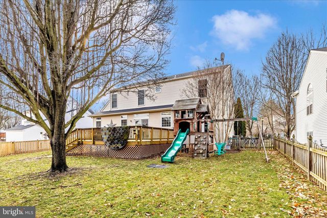 2033 BURNSIDE DR, Frederick, MD 21702