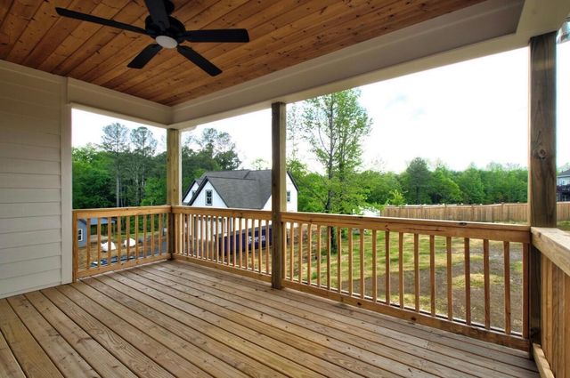 494 Johnston Road, Mcdonald, TN 37353