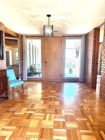 1408 Borger, Plainview, TX 79072