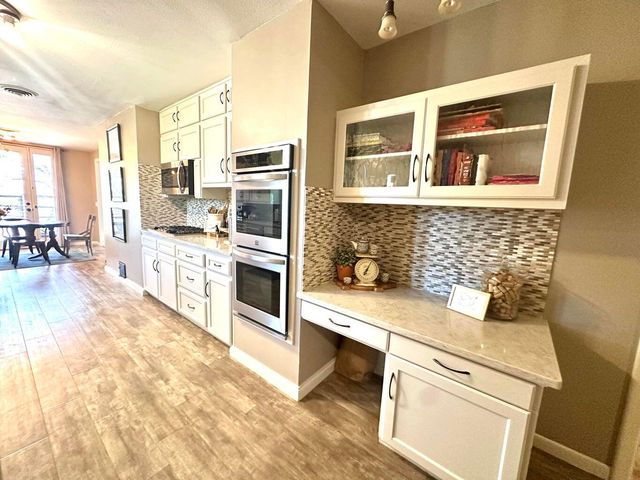 1408 Borger, Plainview, TX 79072