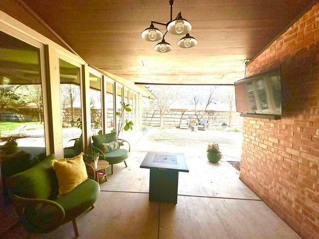 1408 Borger, Plainview, TX 79072