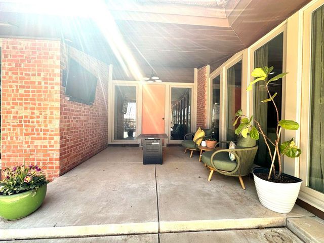 1408 Borger, Plainview, TX 79072