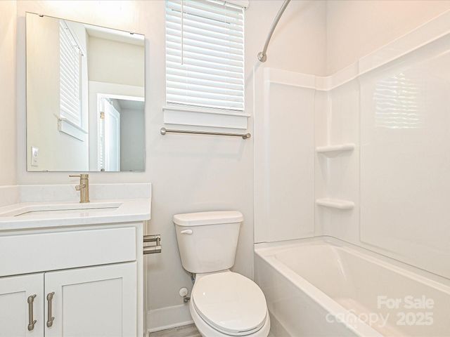 1229 E 34th Street CSW0421, Charlotte, NC 28205