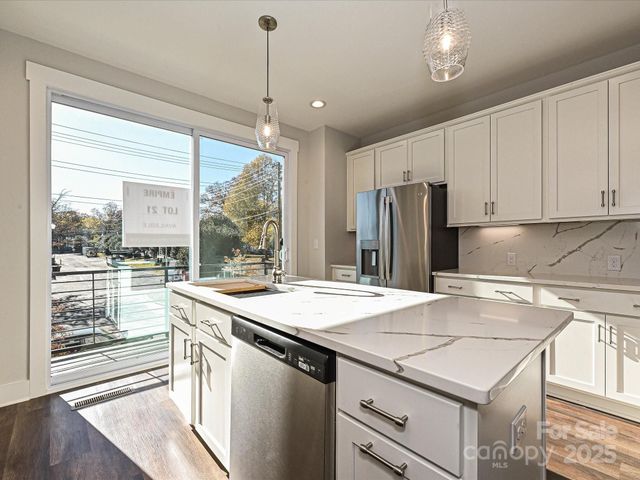 1229 E 34th Street CSW0421, Charlotte, NC 28205