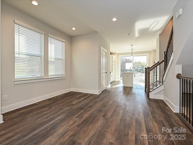 1229 E 34th Street CSW0421, Charlotte, NC 28205