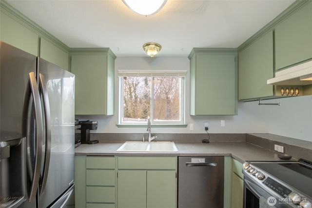 4348 E E Street, Tacoma, WA 98404