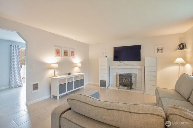 4348 E E Street, Tacoma, WA 98404