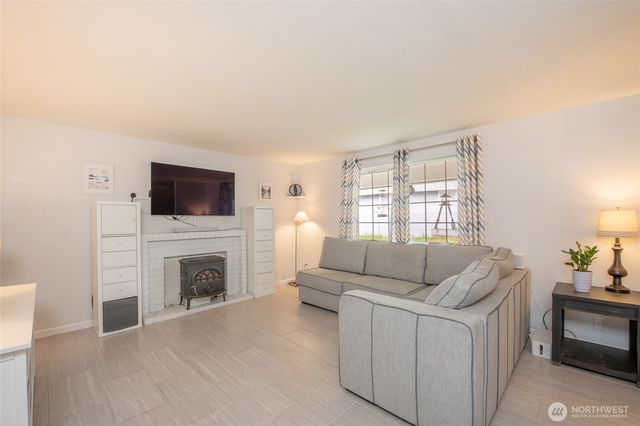 4348 E E Street, Tacoma, WA 98404