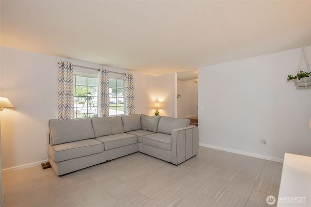 4348 E E Street, Tacoma, WA 98404