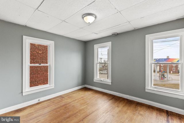 402 BROADWAY, Hanover, PA 17331