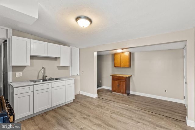 402 BROADWAY, Hanover, PA 17331