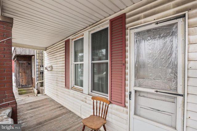 402 BROADWAY, Hanover, PA 17331