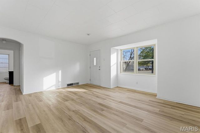 105 Ross Lane, Belleville, IL 62220