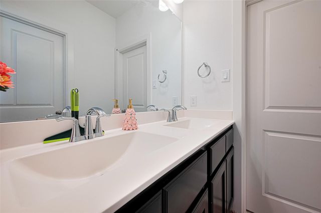2211 Stone Lodge Court, Richmond, TX 77469