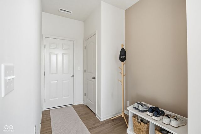 6619 Timberline Trail, Whitestown, IN 46075