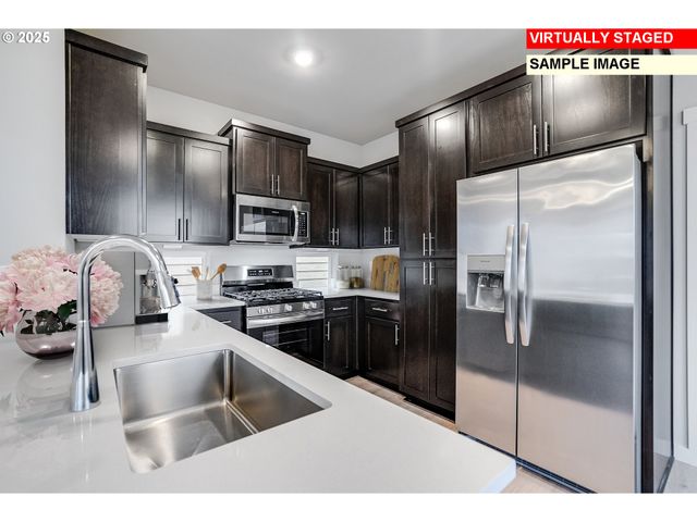 7328 Se Madrone St, Hillsboro, OR 97123