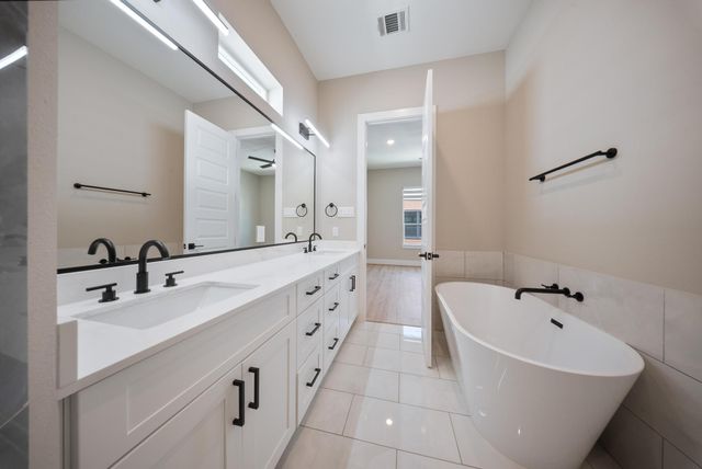 4013 Griggs Road H, Houston, TX 77021