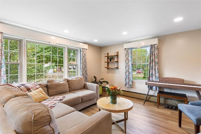 26 Canario Drive, Warren, RI 02885
