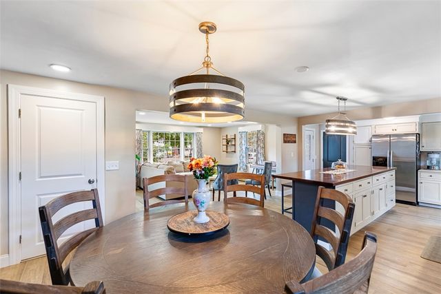 26 Canario Drive, Warren, RI 02885